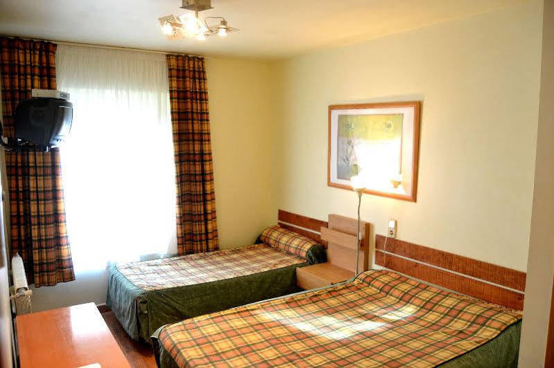 Hotel Mirtil Pas De La Casa Exteriör bild
